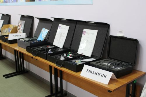 Карадуган гимназиясе Каюм Насыйри исемендәге конференциядә гаять тә зур хәзерлек күрсәтте
