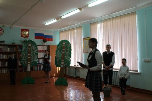 Карадуган гимназиясе Каюм Насыйри исемендәге конференциядә гаять тә зур хәзерлек күрсәтте