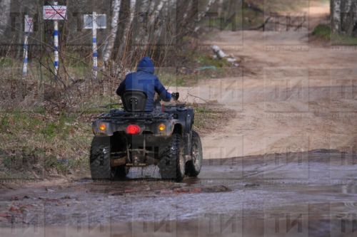 Яшүсмер квадроциклда автоинспектордан качмакчы булган, әмма һәлакәткә очраган