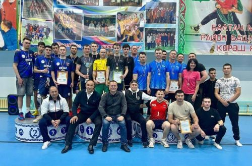 Балтачта район башлыгы призына узучы волейбол буенча чемпионатның финал уеннары узды