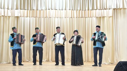 Ватанны саклаучылар елы уңаеннан,  Яңгул, Шеңшеңәр, Смәел мәдәният йортларында концертлар куйдылар