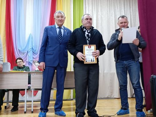 Бүгенге шахмат ярышында район спартакиадасы җиңүчеләрен бүләкләделәр