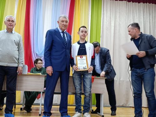 Бүгенге шахмат ярышында район спартакиадасы җиңүчеләрен бүләкләделәр