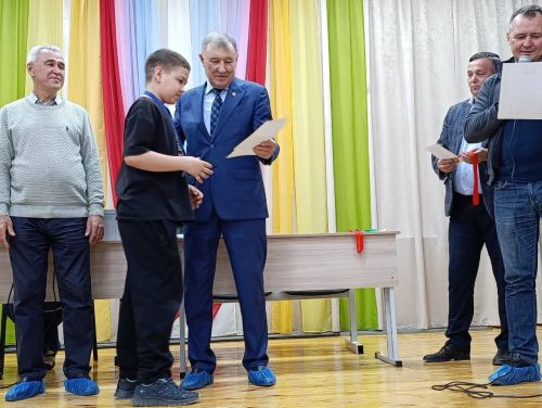 Бүгенге шахмат ярышында район спартакиадасы җиңүчеләрен бүләкләделәр