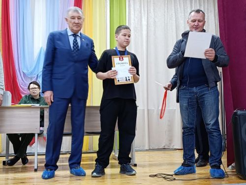 Бүгенге шахмат ярышында район спартакиадасы җиңүчеләрен бүләкләделәр