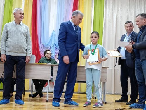 Бүгенге шахмат ярышында район спартакиадасы җиңүчеләрен бүләкләделәр