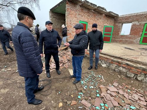 Район җитәкчелеге җирлекләрдәге төзелешләр белән танышты