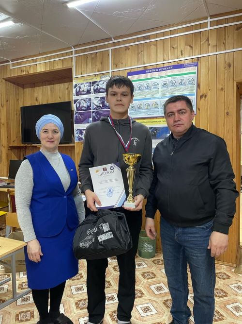 Балтачта иң оста һәм белемле машина йөртүче егет-кызларны ачыкладылар