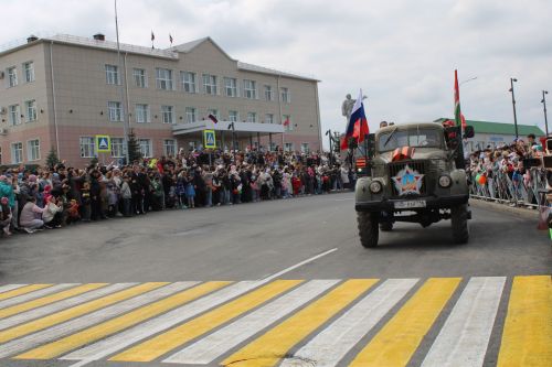 Балтач бистәсендә Бөек Җиңүнең 80 еллыгы уңаеннан оештырылган Җиңү бәйрәме митингыннан фоторепортаж-1 (бик күп фото)