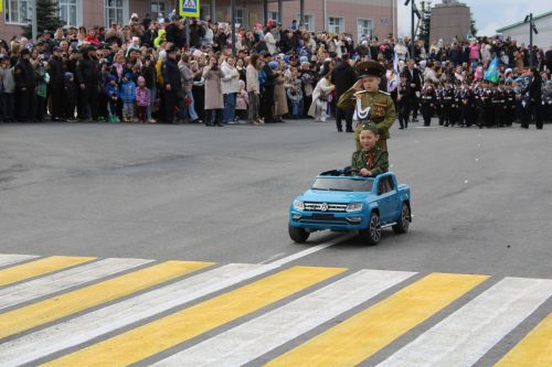 Балтач бистәсендә Бөек Җиңүнең 80 еллыгы уңаеннан оештырылган Җиңү бәйрәме митингыннан фоторепортаж-1 (бик күп фото)
