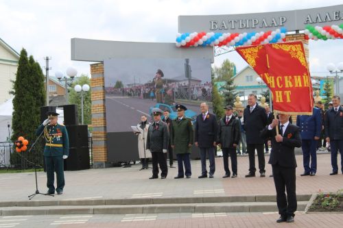 Балтач бистәсендә Бөек Җиңүнең 80 еллыгы уңаеннан оештырылган Җиңү бәйрәме митингыннан фоторепортаж-1 (бик күп фото)