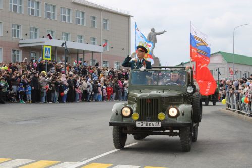 Балтач бистәсендә Бөек Җиңүнең 80 еллыгы уңаеннан оештырылган Җиңү бәйрәме митингыннан фоторепортаж-1 (бик күп фото)