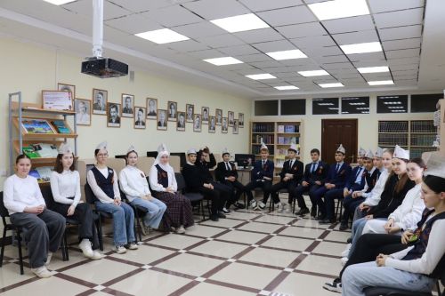 Балтач мәктәбе укучылары «Солдат пилоткасы» ясады