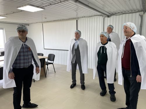 Сыер сөте белән, кеше эше белән...