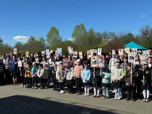 Балтач гимназиясендә узган митингтан фоторепортаж