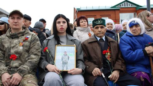 Балтач бистәсендә Бөек Җиңүнең 80 еллыгы уңаеннан оештырылган Җиңү бәйрәме митингыннан фоторепортаж-1 (бик күп фото)