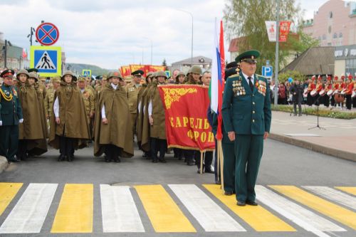 Балтач бистәсендә Бөек Җиңүнең 80 еллыгы уңаеннан оештырылган Җиңү бәйрәме митингыннан фоторепортаж-1 (бик күп фото)