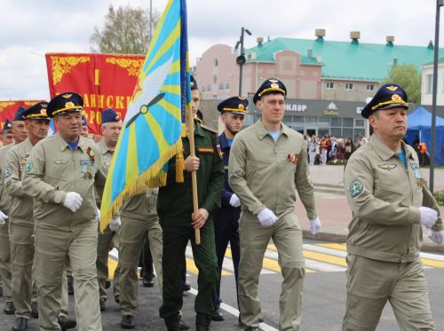 Балтач бистәсендә Бөек Җиңүнең 80 еллыгы уңаеннан оештырылган Җиңү бәйрәме митингыннан фоторепортаж-1 (бик күп фото)