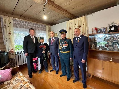Балтачта Җиңү көне Бөек Ватан сугышы ветеранын бәйрәм белән котлаудан башланды