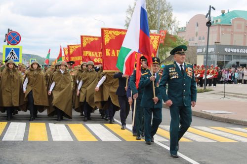 Балтач бистәсендә Бөек Җиңүнең 80 еллыгы уңаеннан оештырылган Җиңү бәйрәме митингыннан фоторепортаж-1 (бик күп фото)