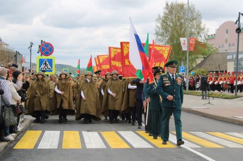Балтач бистәсендә Бөек Җиңүнең 80 еллыгы уңаеннан оештырылган Җиңү бәйрәме митингыннан фоторепортаж-1 (бик күп фото)