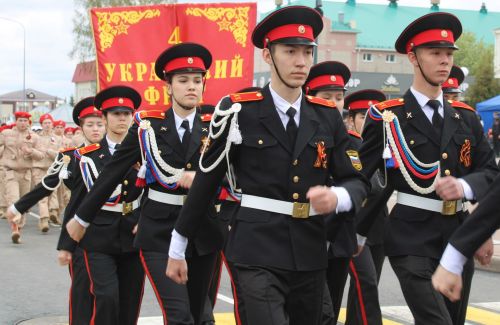 Балтач бистәсендә Бөек Җиңүнең 80 еллыгы уңаеннан оештырылган Җиңү бәйрәме митингыннан фоторепортаж-1 (бик күп фото)