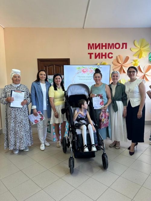 «Факел» клубында мөмкинлекләре чикле кешеләр арасында «Чәчәкләрем-гөлләрем»  кул эшләре бәйгесенә йомгак ясалды
