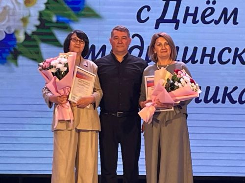 Балтачта медицина хезмәткәрләре бүген бәйрәм итә