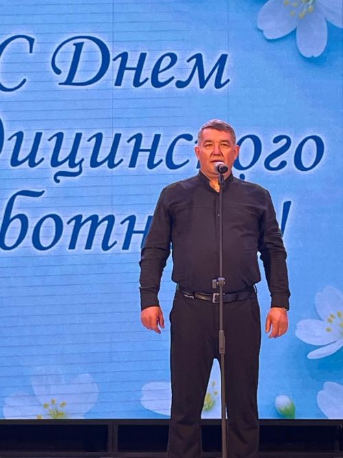 Балтачта медицина хезмәткәрләре бүген бәйрәм итә