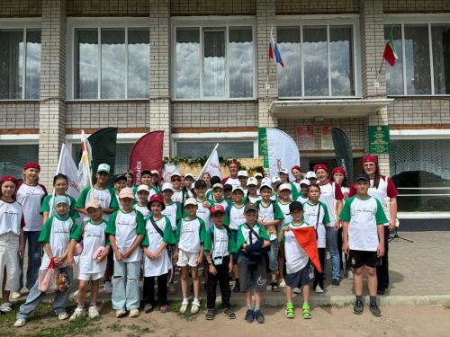 Салавычта «Ура! Авылга!» лагеры уңышлы гына эшләп килә