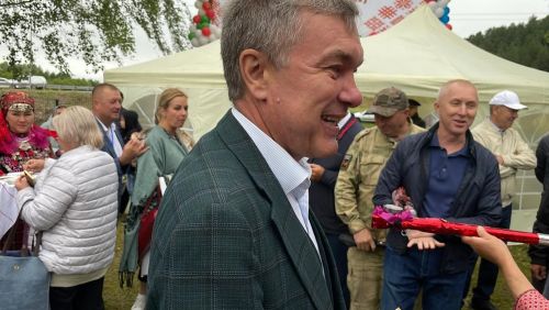 «Гырон-быдтон» гөрләде (+фотолар)