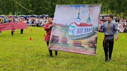 «Гырон-быдтон» гөрләде (+фотолар)