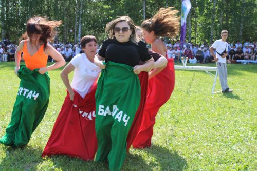 Аяз Хәйретдинов Батыр калды