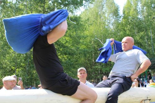 Аяз Хәйретдинов Батыр калды