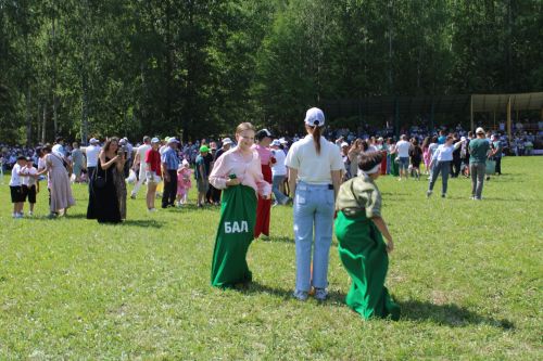 Аяз Хәйретдинов Батыр калды