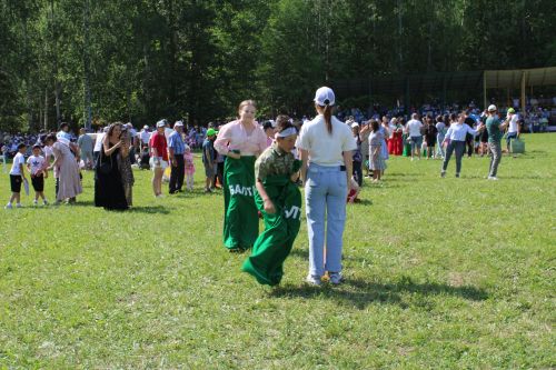 Аяз Хәйретдинов Батыр калды