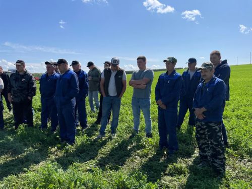 Балтачта комбайннар парады башланды