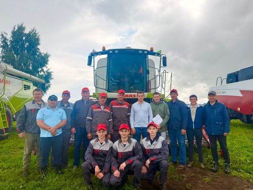 Балтачта комбайннар парады дәвам итә