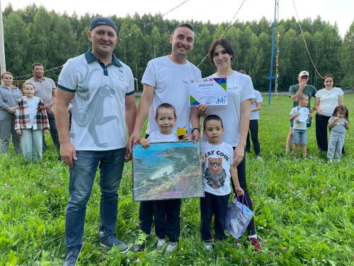«Гаилә, мәхәббәт һәм тугрылык» көне уңаеннан «Минем гаилә - минем ныгытмам» дигән бәйге узды