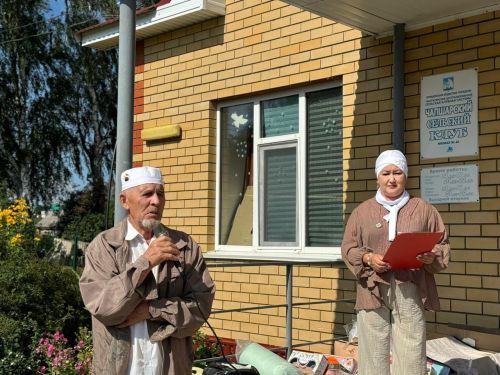 Чапшарда мәчет лагерена йөрүче балаларга бәйрәм оештырганнар
