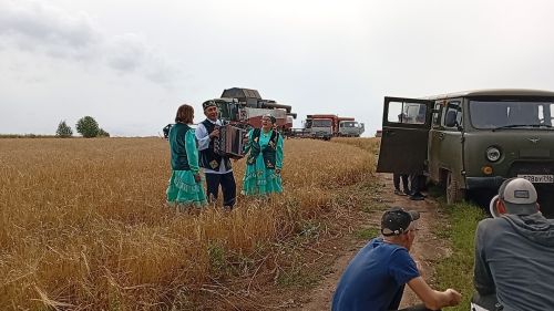 «Маяк» кырларына агитбригада чыкты