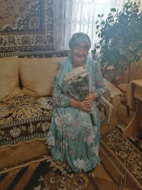 Беренче укытучы гомергә күңелдә