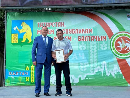 Балтач спорт мәктәбе тренеры Рәлиф Әскәров «Фидакарь хезмәт өчен» медале белән бүләкләнде