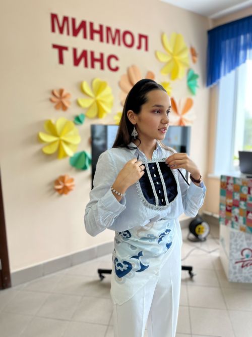 «Факел» клубында «Яз гүзәле-2025» бәйгесенең Гран-при иясе белән очрашу узды