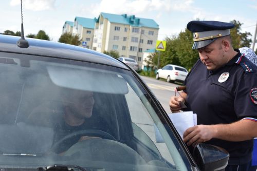 Машинада бала ничек йөрергә тиеш, яңа законны беләсеңме?