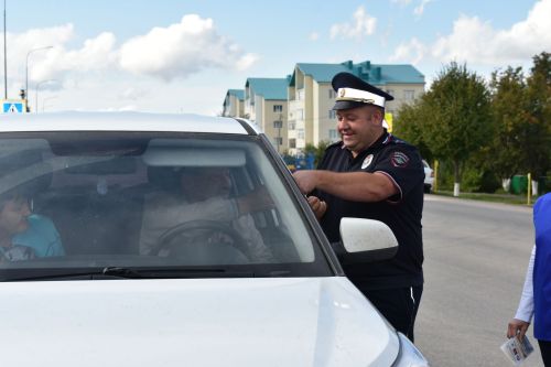Машинада бала ничек йөрергә тиеш, яңа законны беләсеңме?