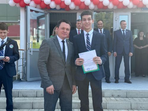 Балтач гимназиясендә 30нчы тапкыр беренче кыңгырау чыңлады