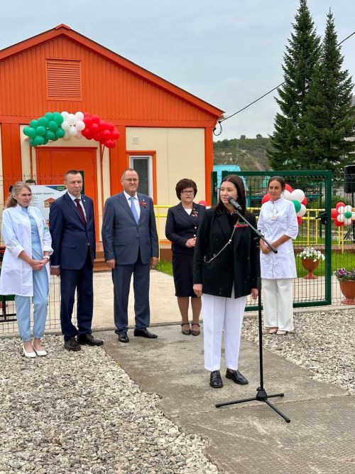 Бүген Шубан авылында яңа модульле фельдшер-акушерлык пункты ачылды