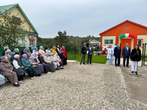 Бүген Шубан авылында яңа модульле фельдшер-акушерлык пункты ачылды