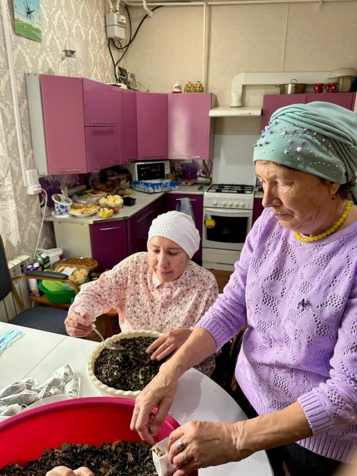 «Фикердәшләр» егетләрне ярдәмнәреннән ташламый